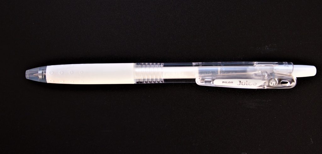 おすすめな白インクのボールペン6種類を比較、耐水性も検証してみた!. . | pENotE!. .│文房具ブログ