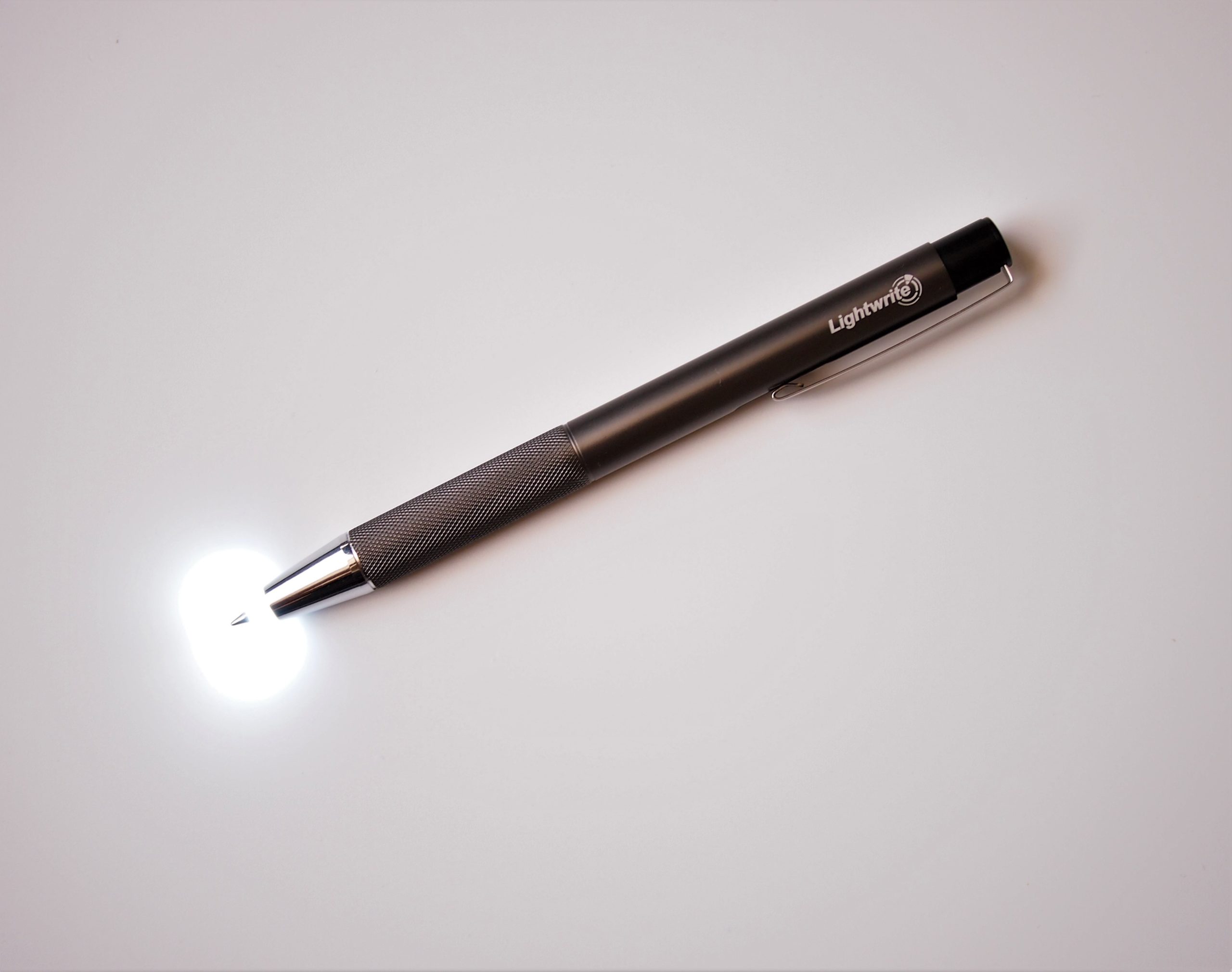 ライト付ボールペン ライトライト をレビュー Penote 文房具ブログ